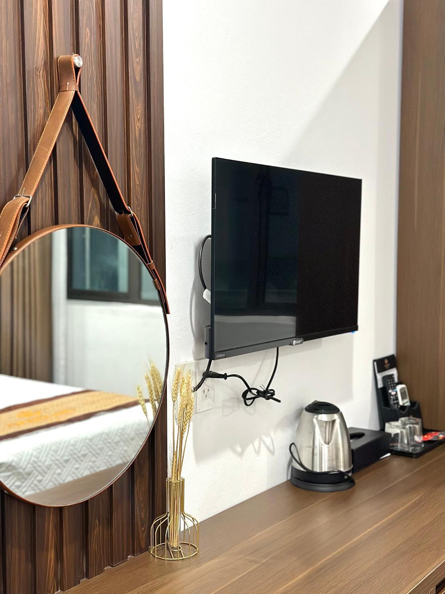 Vinh Khang Ha Long Hotel Екстериор снимка