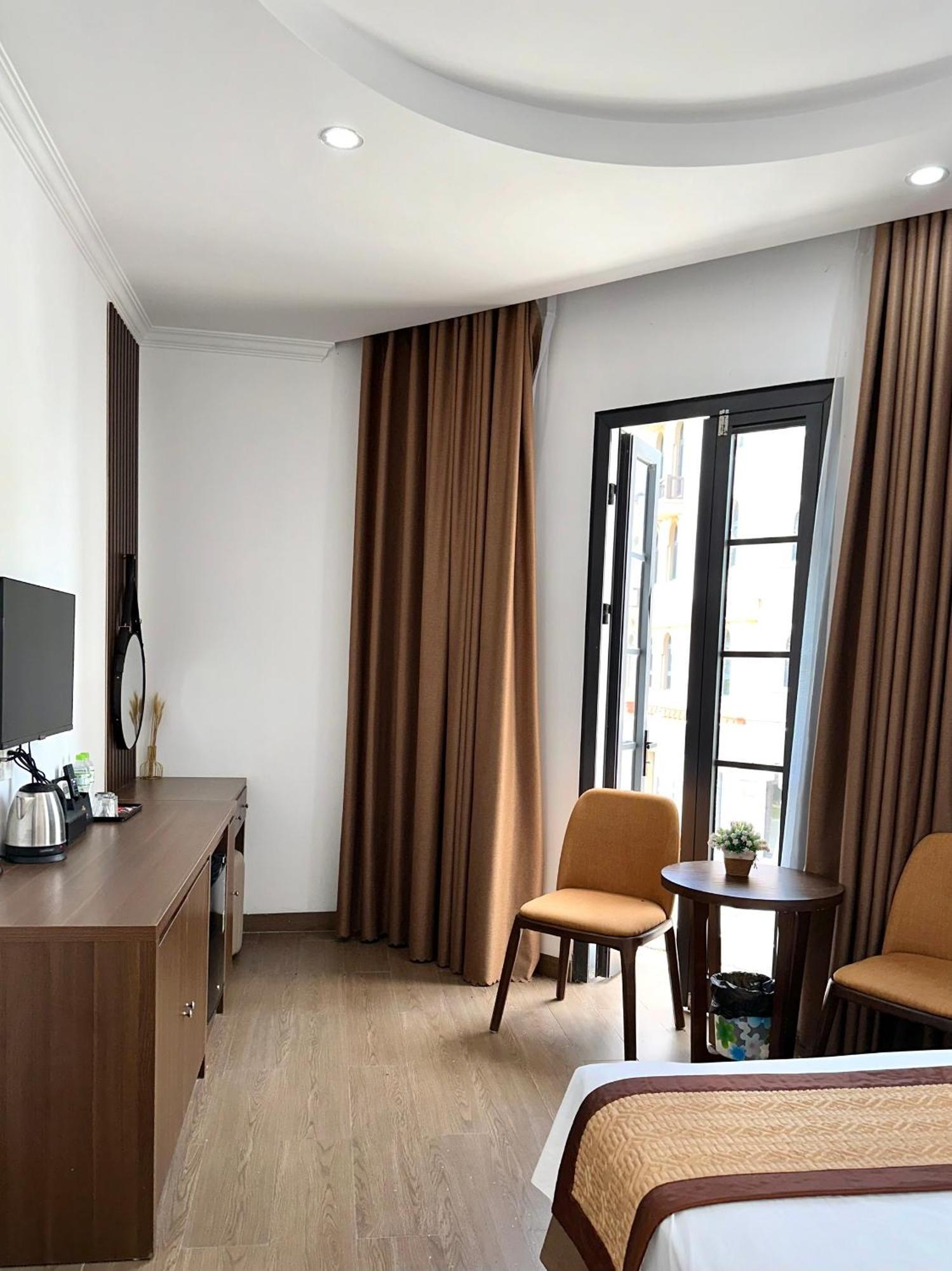 Vinh Khang Ha Long Hotel Екстериор снимка