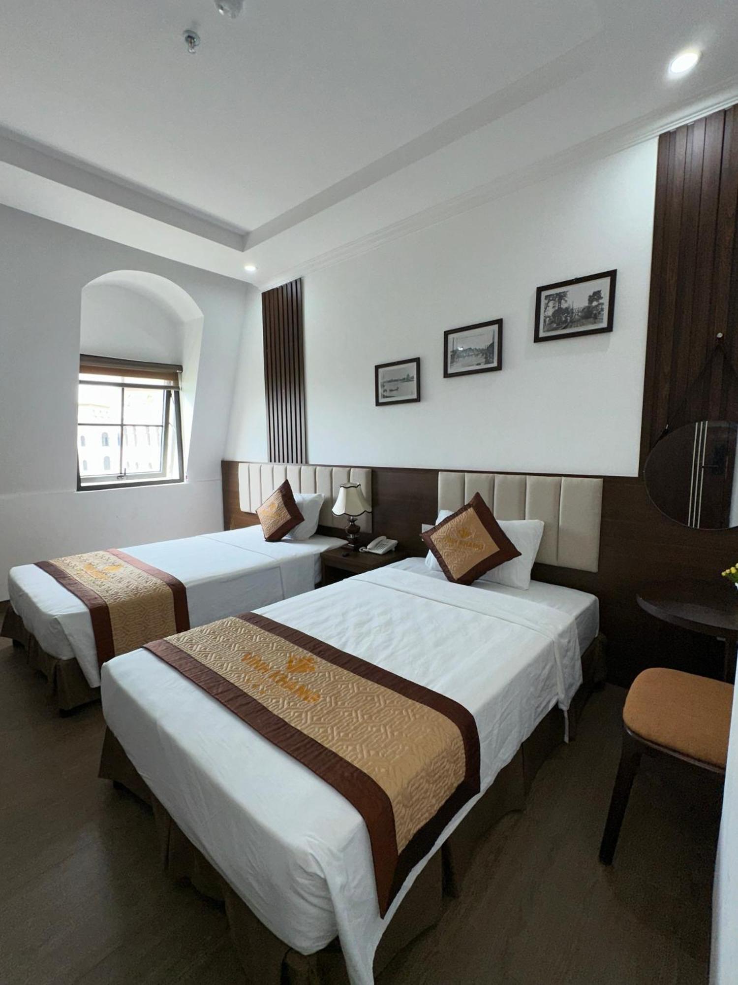 Vinh Khang Ha Long Hotel Екстериор снимка