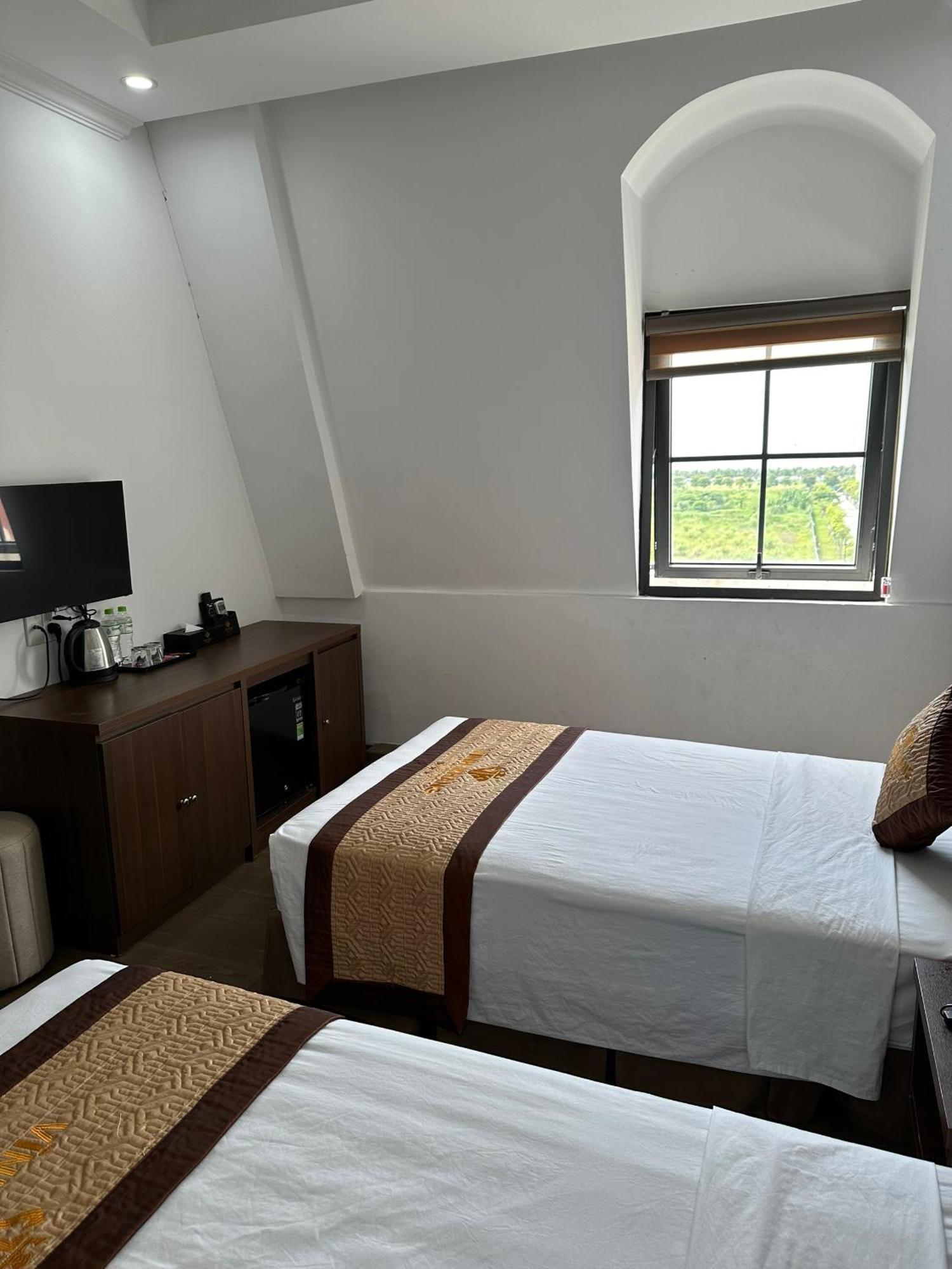 Vinh Khang Ha Long Hotel Екстериор снимка