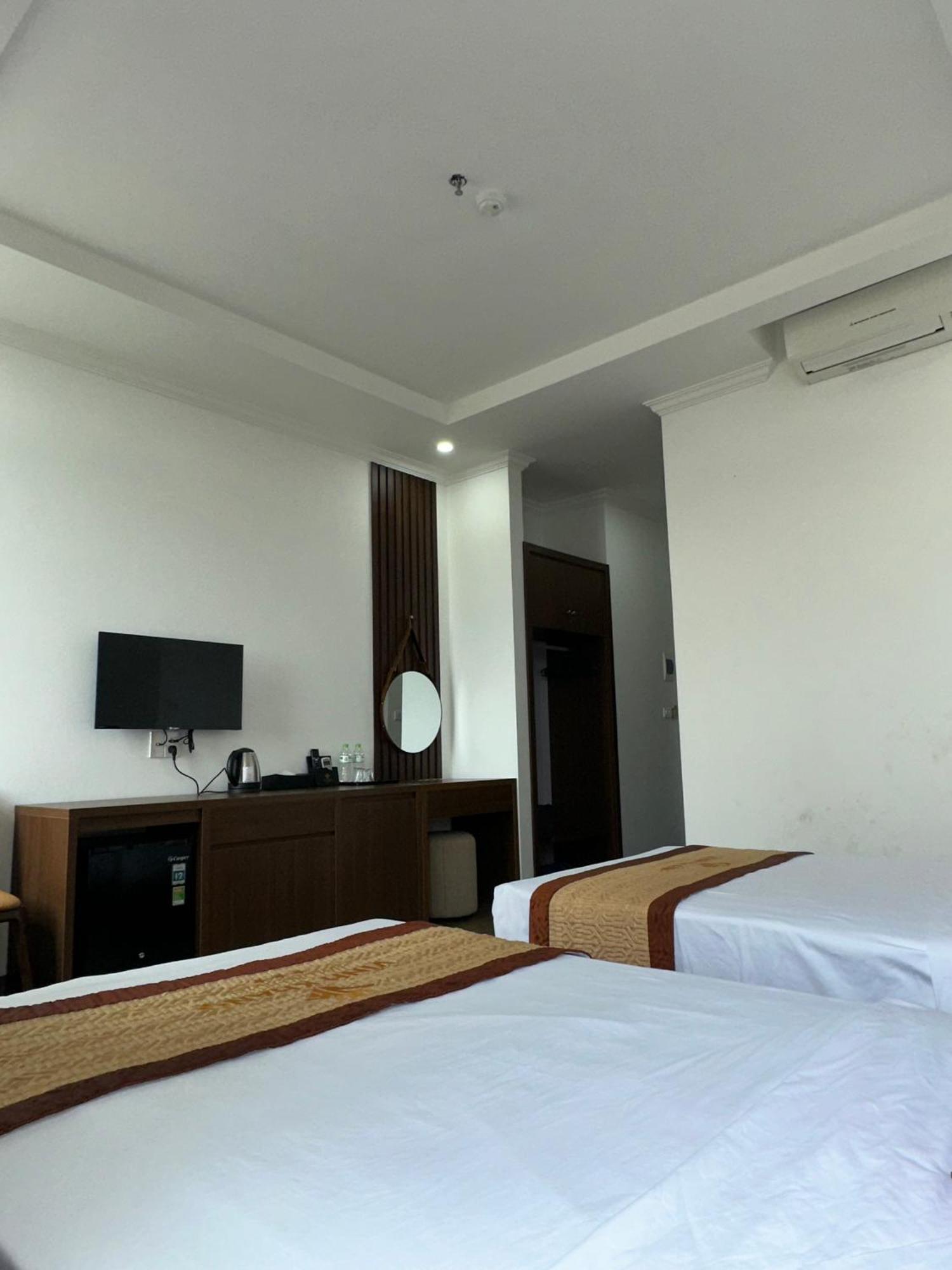 Vinh Khang Ha Long Hotel Екстериор снимка